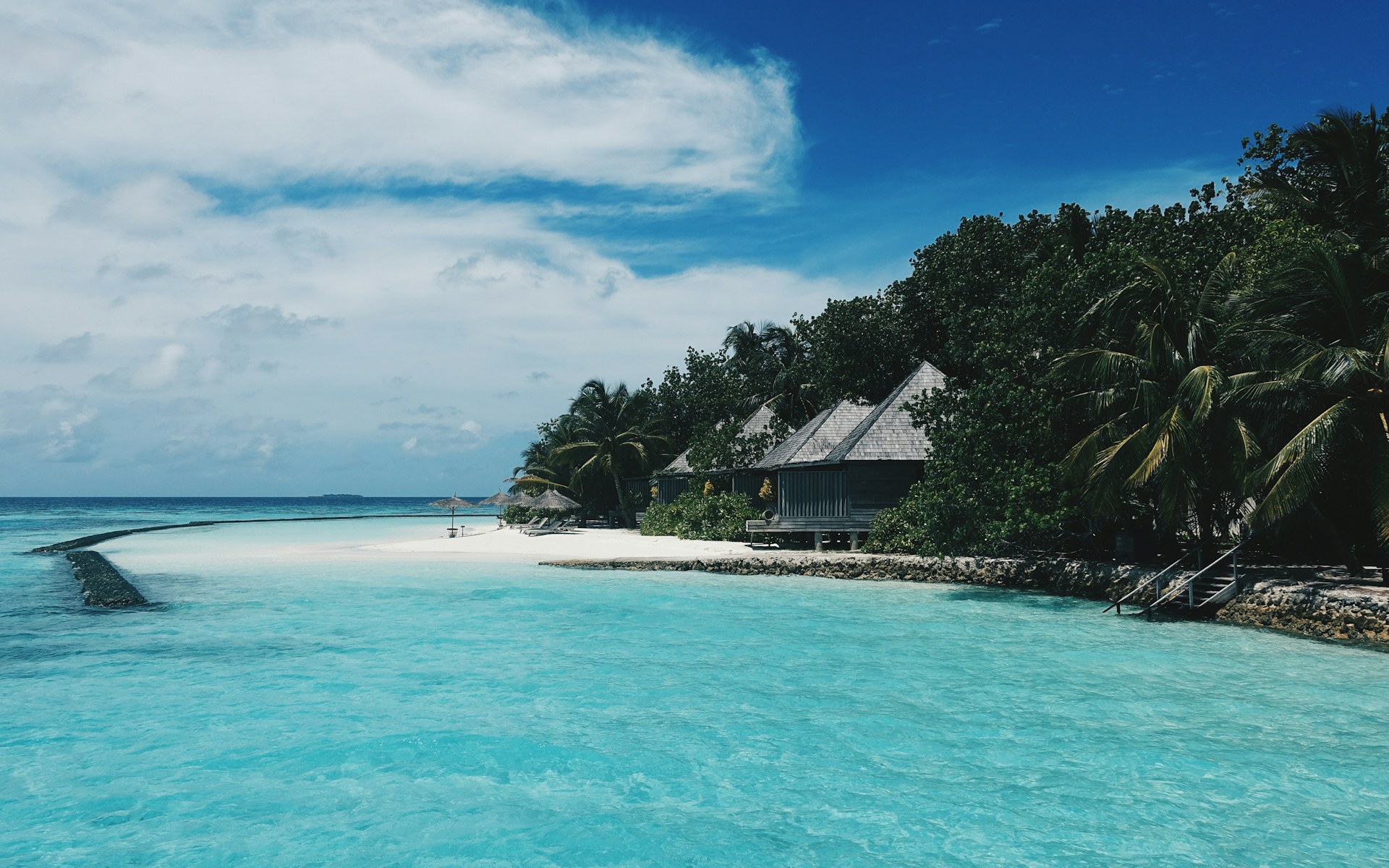 Maldives — story 2